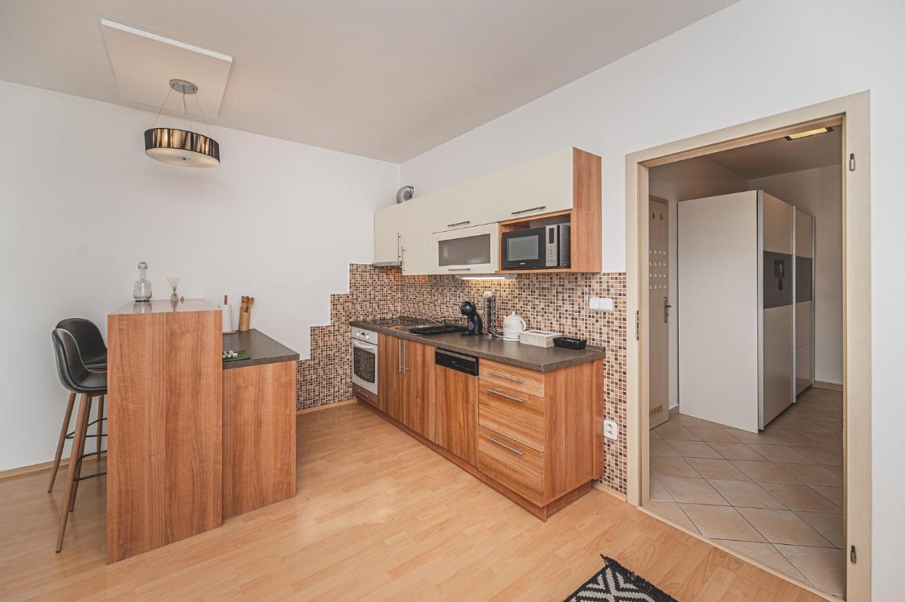 °°°Carolina'S Modern Apartment °°° Hradec Králové Exterior foto